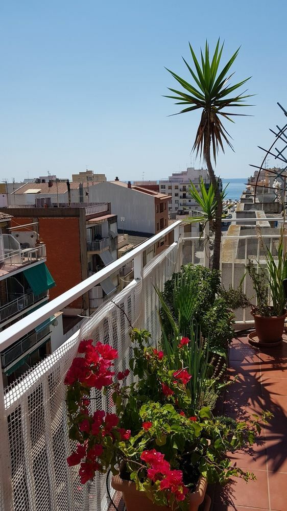 Apartamento Mediterraneo Pineda de Mar Luaran gambar